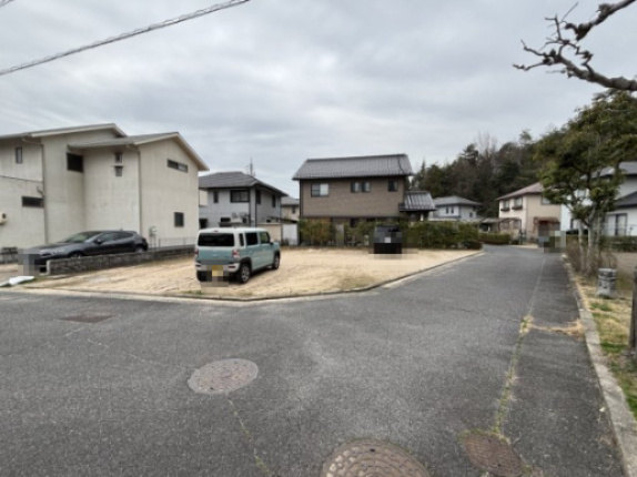売土地　大塚西7丁目の前面道路含む現地写真