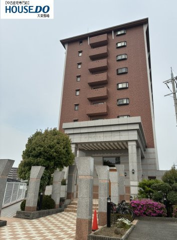 エムプラザ四條畷　の外観