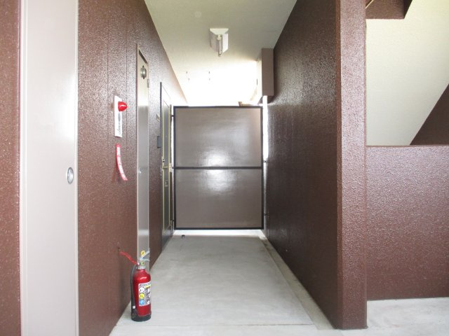 シャリテG.Sの玄関