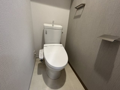 【トイレ】 | Attirant西三国 | 清潔感のあるトイレです