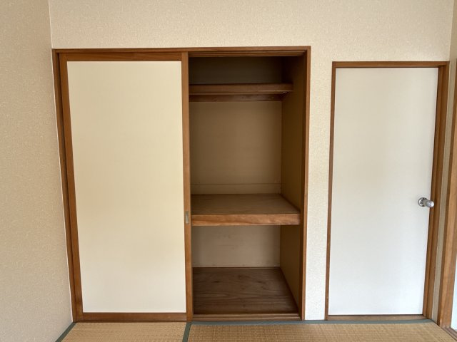 エステートピア宮ノ下Ⅰ番館の収納
