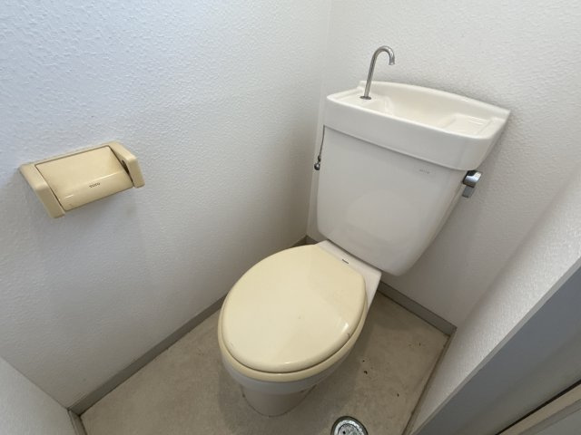 エステートピア宮ノ下Ⅰ番館のトイレ