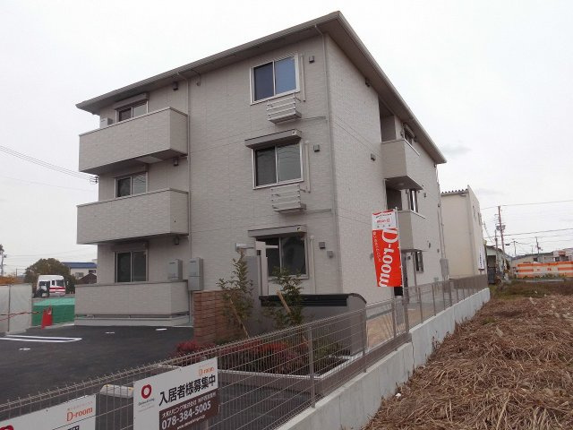 クレール林崎の外観
