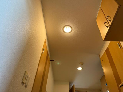 【玄関】 | ハイム　アメニティ | 人感センサー付き照明器具