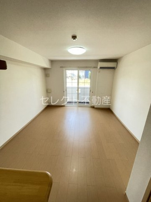 【居間・リビング】 | エスポワール　Ａ | おしゃれな居間です