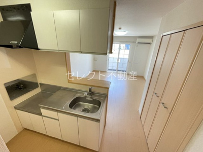 【キッチン】 | エスポワール　Ａ | 使いやすいキッチンです