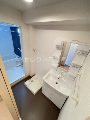 【洗面所】 | エスポワール　Ａ | 広い洗面スペース