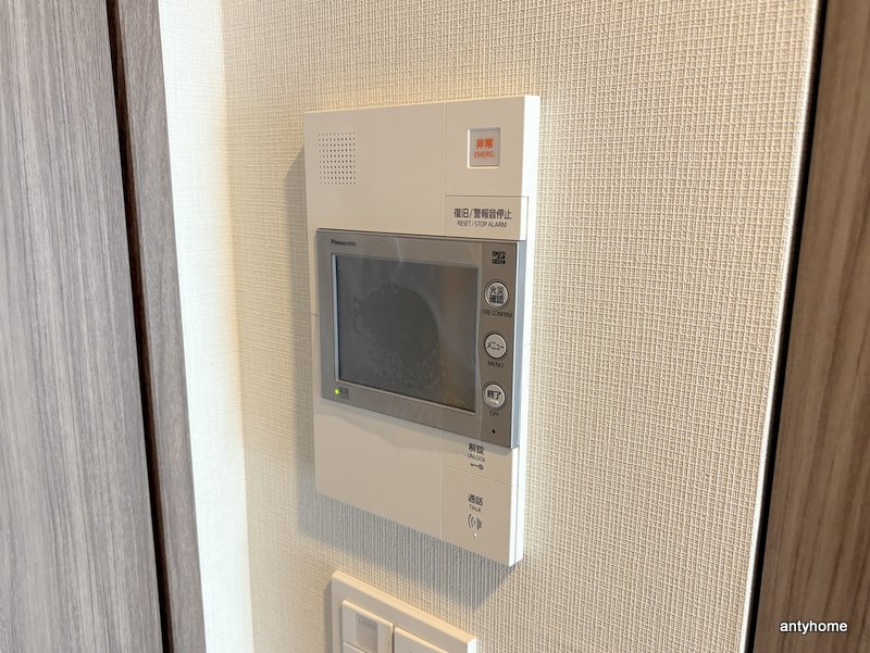 コンフォリア・リヴ本町WEST Ｑ　仲介手数料無料のセキュリティ