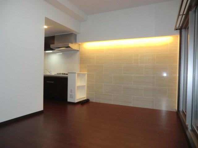 プレジオ十三の居間・リビング