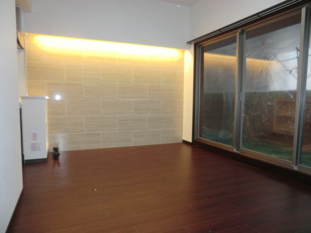 プレジオ十三の居間・リビング