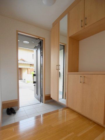 川内1丁目戸建ての玄関