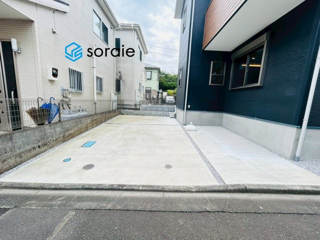 入間市南峯　39号棟　新築戸建の駐車場