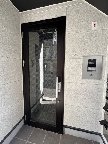 ホレス津田沼のエントランス