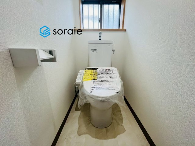 入間市久保稲荷　Ａ号棟　新築戸建のトイレ