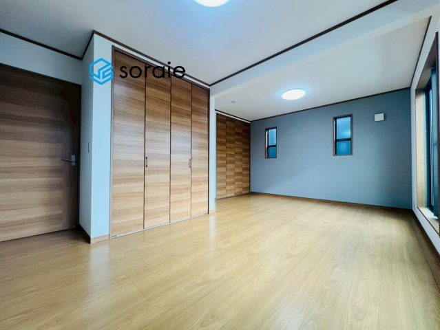 入間市久保稲荷　C号棟　新築戸建の洋室