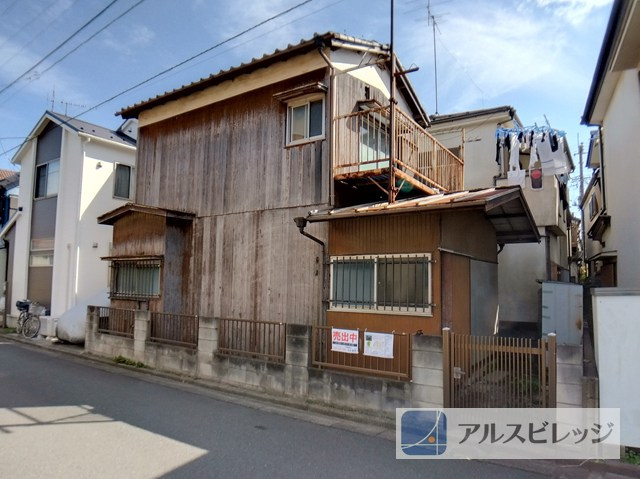 売土地　新座市栄2丁目　全1区画の外観|土地面積57.03m2（17.25坪）の売地（古屋あり）（2023年11月撮影）