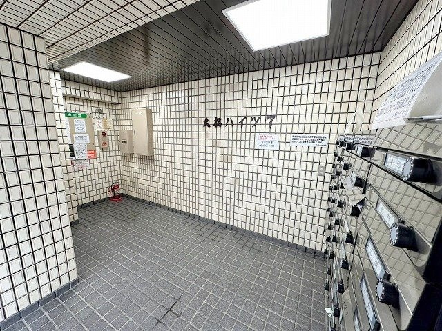 大拓ハイツ7のエントランス