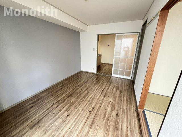 サングレースAの洋室