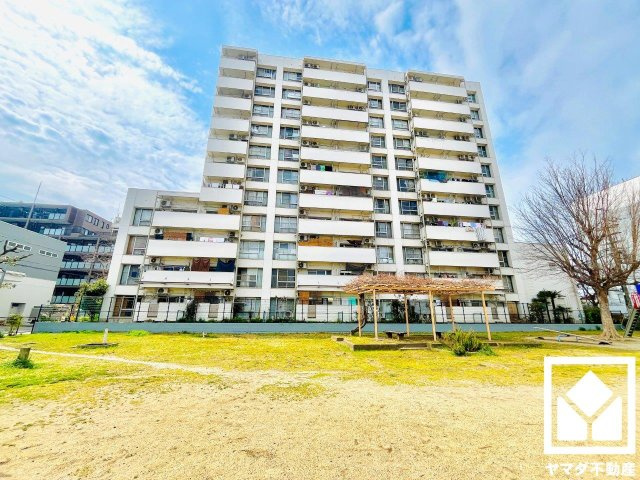 九条住宅A棟の外観