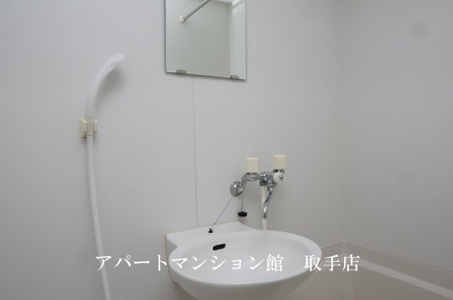 レオパレス空の洗面所