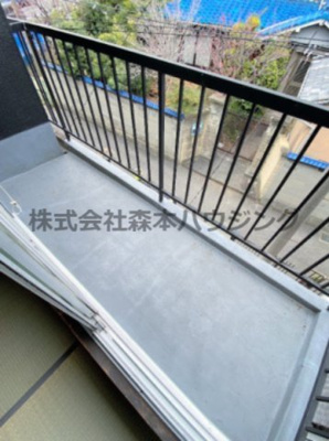 【バルコニー】 | 　大東市南津の辺町1テラス | 広々としたバルコニーです