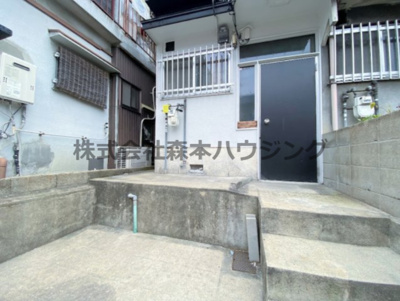 【エントランス】 | 　大東市南津の辺町1テラス | エントランスです