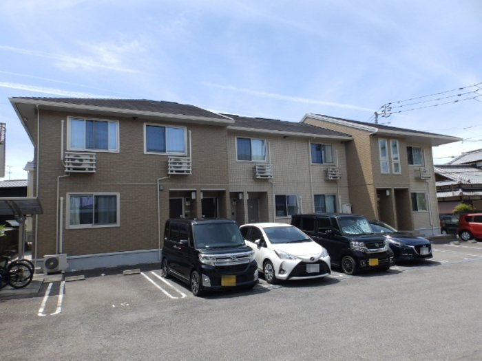 カーサ一宮の外観