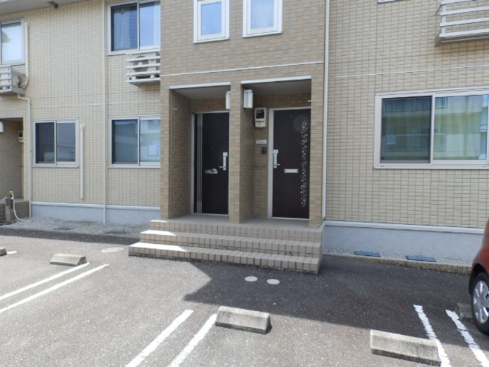 カーサ一宮のエントランス|エントランス