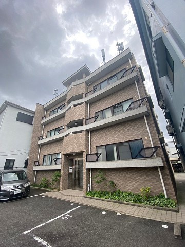 西宮市能登町の賃貸マンション