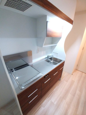 【キッチン】 | セレニテ三宮リアン