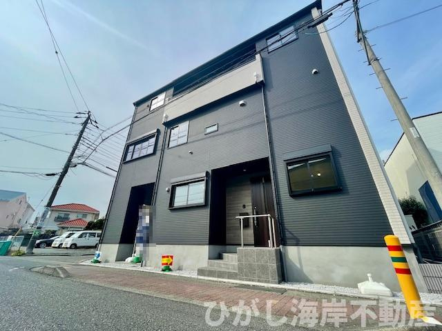 茅ヶ崎市出口町　新築戸建　全２棟の前面道路含む現地写真|現地外観