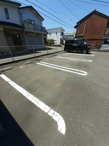 ヴィラ　桜井町の駐車場|駐車場