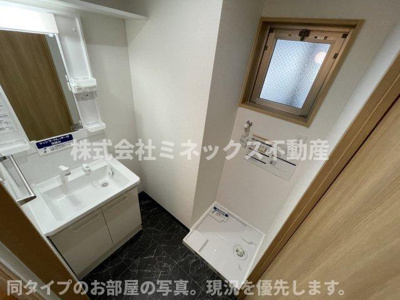 【庭】 | sky blue H | 同タイプのお部屋の写真。現況を優先します。