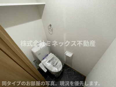 【玄関】 | sky blue H | 同タイプのお部屋の写真。現況を優先します。