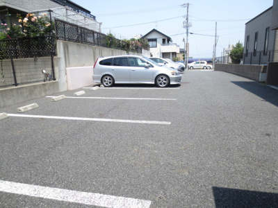 駐車場要空き確認