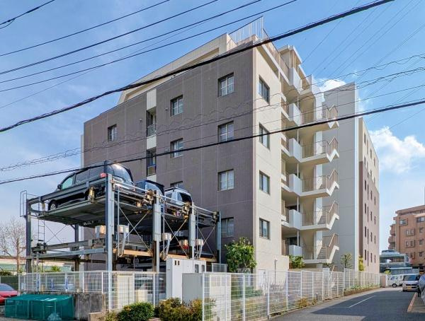 横浜市港北区新吉田東８丁目の中古マンションの外観|いつでもご案内可能です！
お車でご自宅まで送迎承ります。