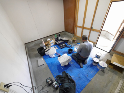 【駐車場】 | 清水ヶ丘貸家 | シャッター付車庫（小型車1台分）