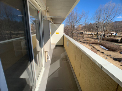 【バルコニー】 | アレーズ ジュアン