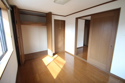 【洋室】 | 大川荘 ２F