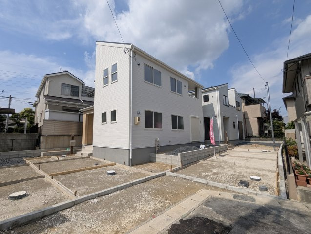 尾張旭市旭前駅前の外観