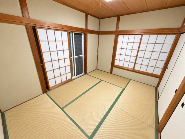 富里市立沢新田　中古戸建の和室|※画像の一部はAIを用いて加工・編集しています。実際の状況と異なる場合がありますので、ご了承下さい。