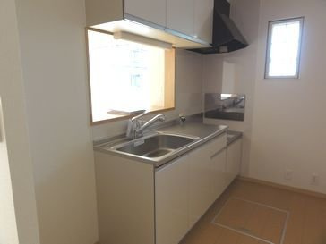 【キッチン】 | ソレアードⅢ