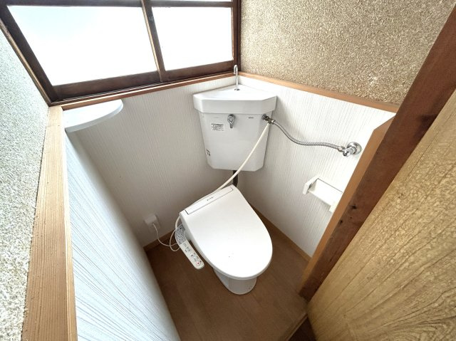 金浦貸平屋のトイレ