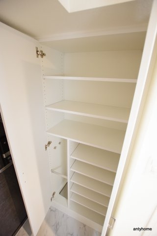 エスリード梅田グレイス　仲介手数料無料の収納