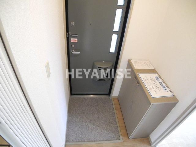 ホームタウン若葉Aの玄関|※同物件同間取り別部屋の写真です※