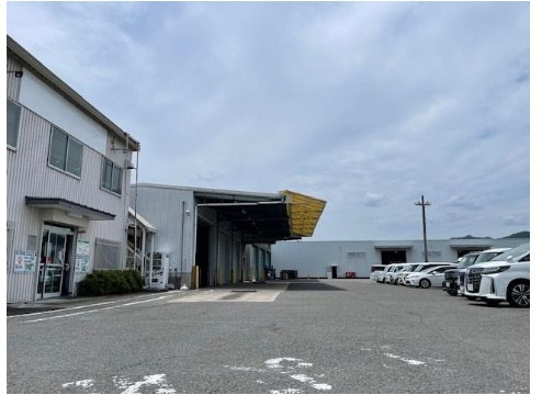 亀岡市大井町　倉庫の外観