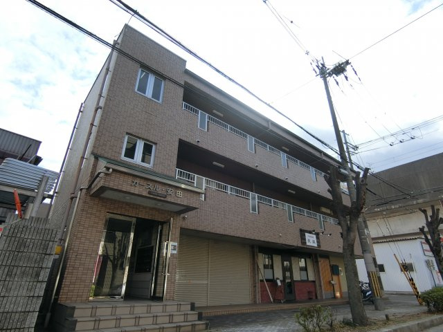 カースル安田の外観