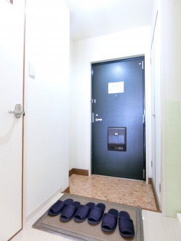 カースル安田の玄関
