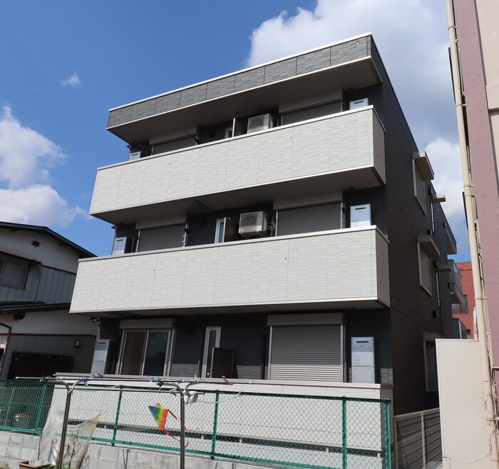 Front of Koganei Station