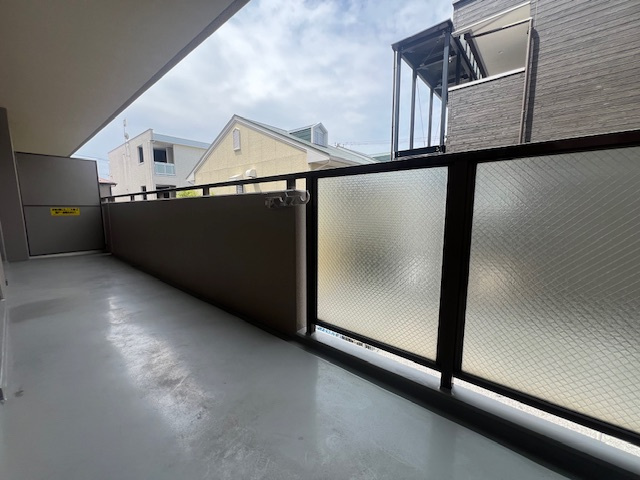 【バルコニー】 | サーパス藤沢湘南台第2 | お洗濯にも便利なバルコニー付き